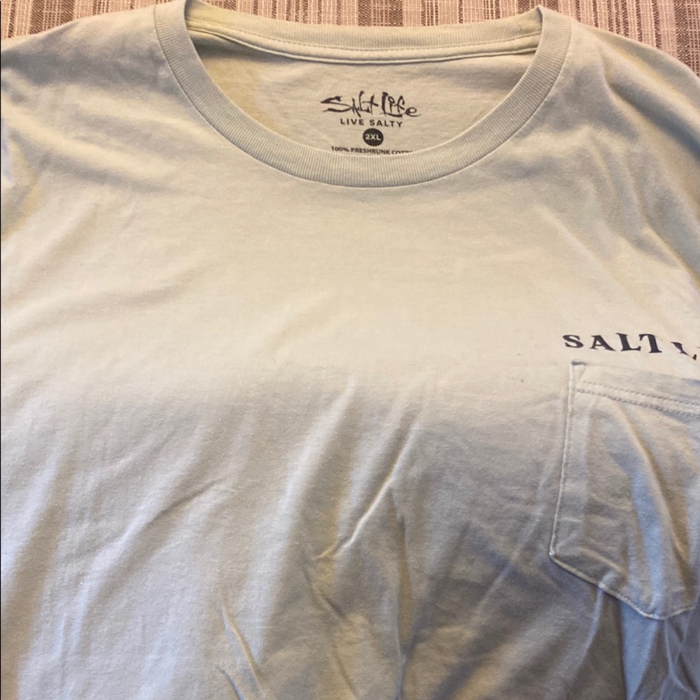 EUC Salt Life Men's Light Sage Green Pocket Tee